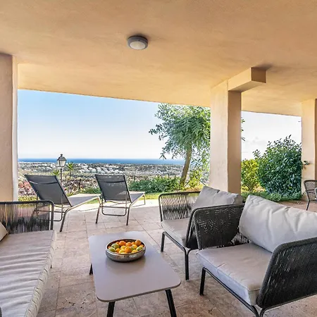 Sea Views And Garden In Hacienda Cifuentes