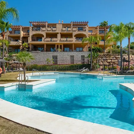 Sea Views And Garden In Hacienda Cifuentes Apartment Estepona