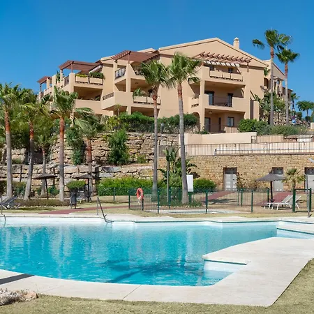 Sea Views And Garden In Hacienda Cifuentes Apartment Estepona